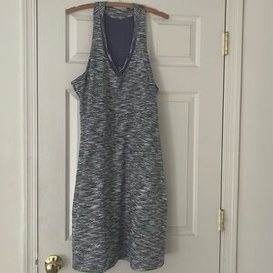 Sleeveless dress